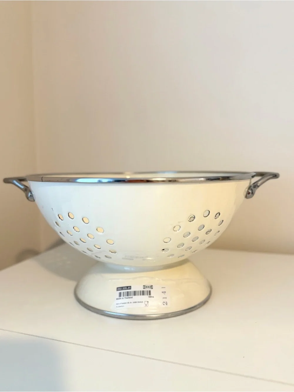 IKEA Off-White Enamel Metal Colander Footed Strainer w/ Handles 9”